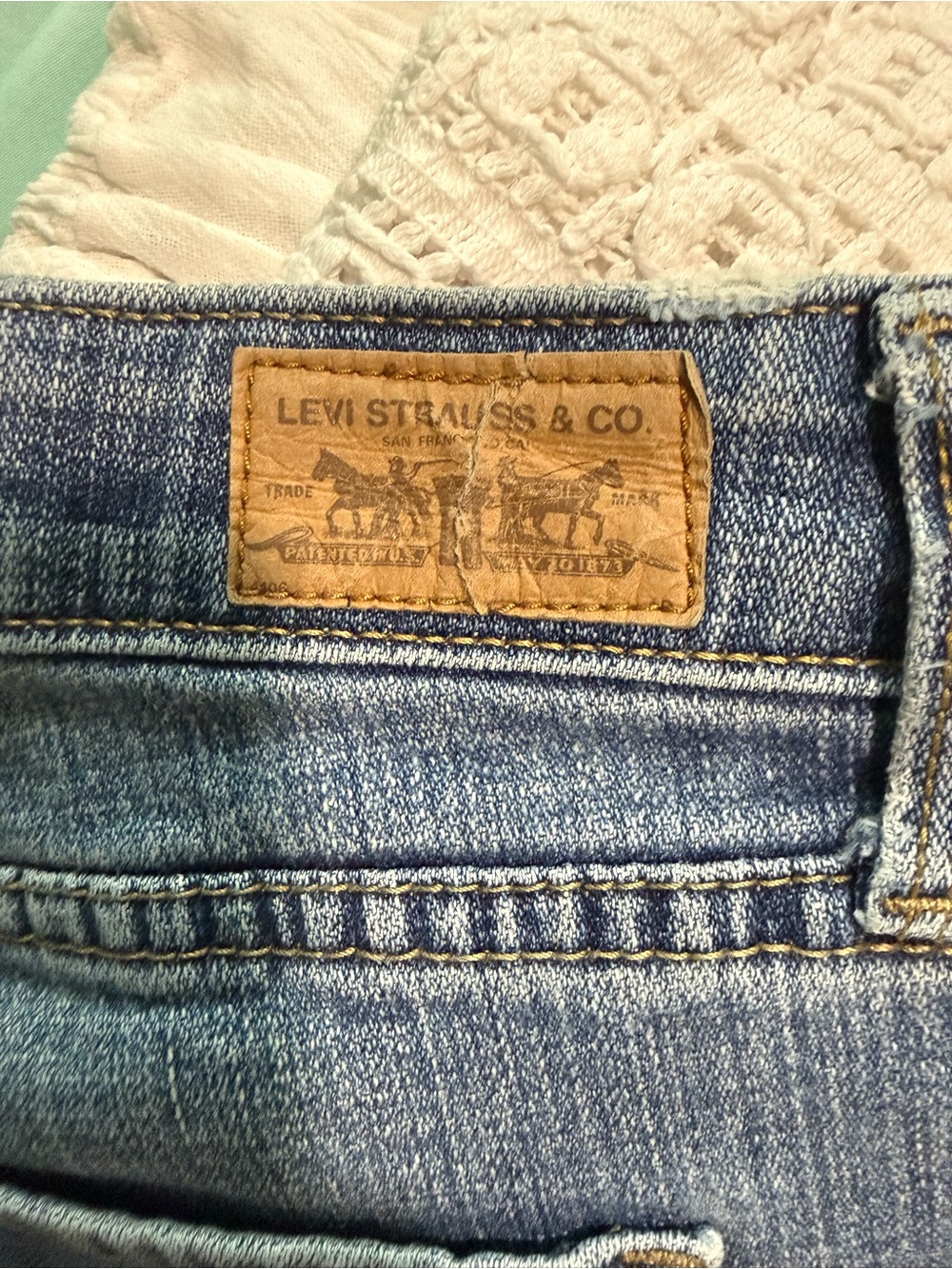 Levi’s 525 perfect waist Classic Women's Light Blue Bootcut Jeans 10M - Picture 3 of 7
